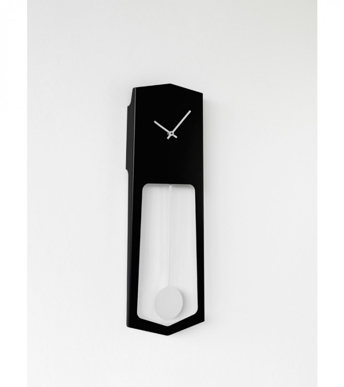 Design klokken van Finse ontwerper Ari Kanerva - AIKA klok zwart - ARCHANA.NL Design klokken van Finse ontwerper Ari Kanerva - AIKA klok zwart - ARCHANA.NL #arikanerva #clocks