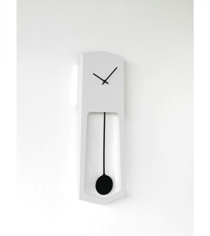 Design klokken van Finse ontwerper Ari Kanerva - AIKA klok wit - ARCHANA.NL Design klokken van Finse ontwerper Ari Kanerva - AIKA klok wit - ARCHANA.NL #arikanerva #clocks