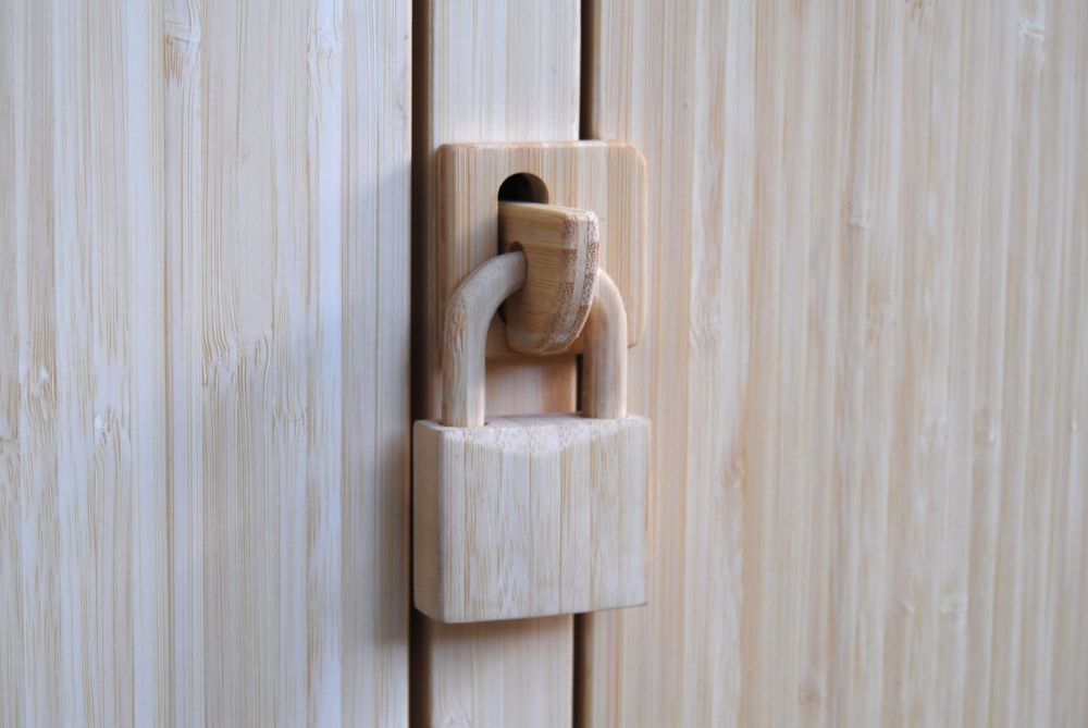 DUTCH DESIGN: Handgemaakte houten design meubels van Stephan Siepermann | www.archana.nl